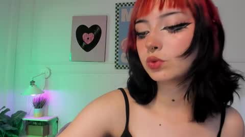 Zoe Lynch online show from 03-16-26, 11:25