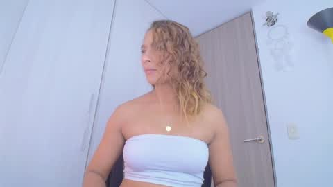 zoe online show from 12-18-25, 08:26