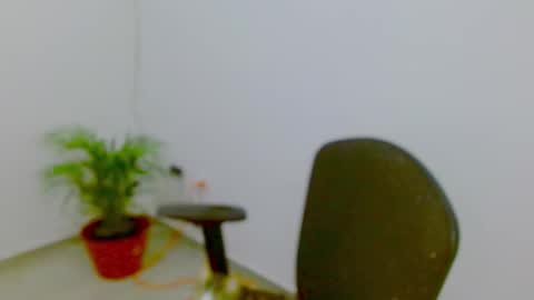 ZOE online show from 12-22-25, 01:24