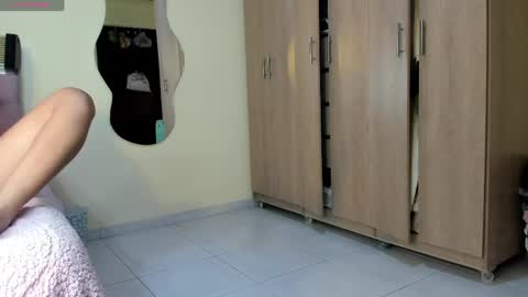 Zoe online show from 04-13-26, 11:43