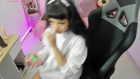 zoe_sullivan_ online show from 01-22-25, 09:24