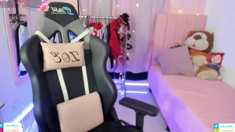 zoe_sullivan_ online show from 02-05-26, 09:25