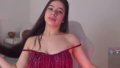 Snapshot of zoe_turnner_18 chatting on 06-25-26, 11:37 Zoe online show from 06-25-26, 11:37