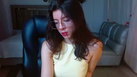 ZOE online show from 04-15-26, 02:46