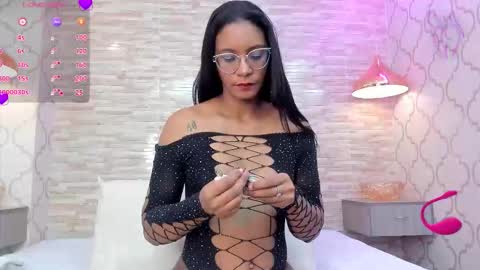 ZoeeSmitth online show from 11-26-25, 11:44