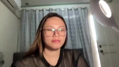 zoey_foryou online show from 10-21-25, 04:13