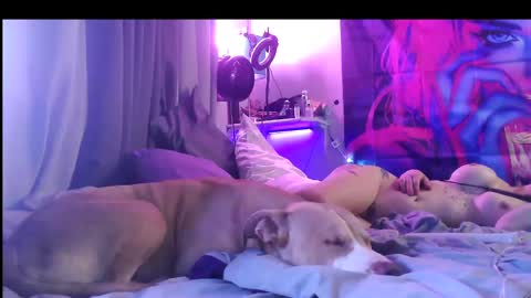 Snapshot of zoeyportland chatting on 09-20-25, 05:36 Zoey Portland online show from 09-20-25, 05:36