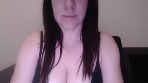 zoibee online show from 11-15-25, 09:11