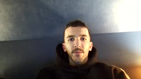 Snapshot of zommmmmmmmm chatting on 12-21-25, 05:31 zom online show from 12-21-25, 05:31