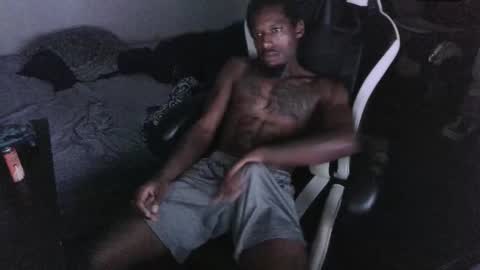 Snapshot of zoneingout chatting on 11-10-25, 05:50 zoneingout online show from 11-10-25, 05:50