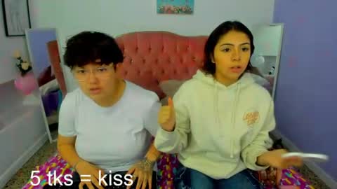 Nick And Mia online show from 06-09-26, 12:39