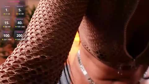 Snapshot of zooe8 chatting on 02-22-26, 01:09 Zoe online show from 02-22-26, 01:09