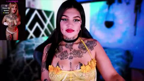 Snapshot of zooee_01 chatting on 02-06-26, 08:12 Zoee online show from 02-06-26, 08:12