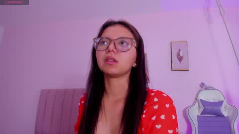 Zoe online show from 04-01-26, 01:41