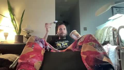 Snapshot of zorakload chatting on 09-15-25, 10:43 Jesse online show from 09-15-25, 10:43