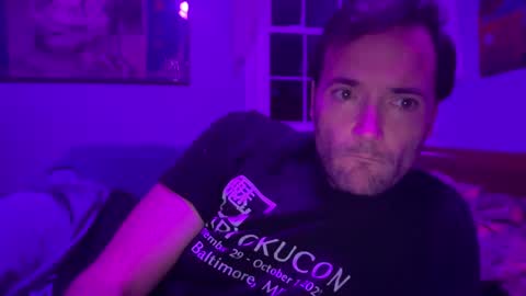 Snapshot of zorakload chatting on 10-01-25, 03:01 Jesse online show from 10-01-25, 03:01