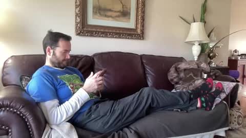 Snapshot of zorakload chatting on 12-01-25, 06:24 Jesse online show from 12-01-25, 06:24