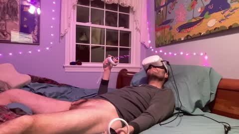 Snapshot of zorakload chatting on 12-18-25, 03:34 Jesse online show from 12-18-25, 03:34