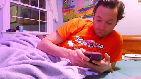 Snapshot of zorakload chatting on 03-10-26, 09:36 Jesse online show from 03-10-26, 09:36