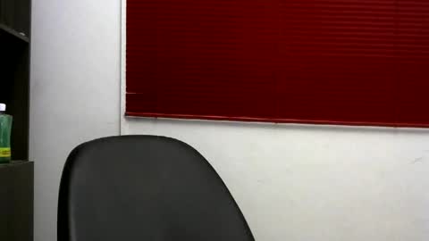 Snapshot of zoro_00 chatting on 11-08-25, 12:44 zoro_00 online show from 11-08-25, 12:44