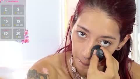 Snapshot of zorravioleta chatting on 07-06-26, 02:14 Violeta online show from 07-06-26, 02:14