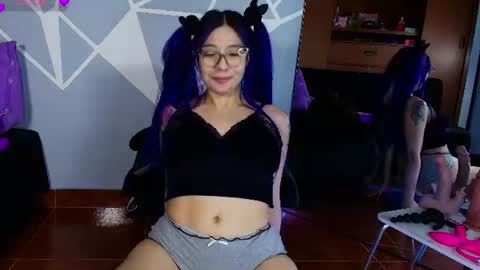 Snapshot of zpzphot chatting on 06-14-26, 02:24 zpzphot online show from 06-14-26, 02:24