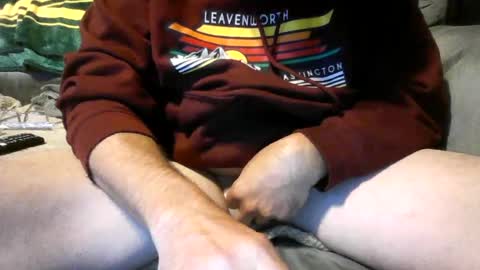 Snapshot of zride5150 chatting on 08-05-26, 04:10 zride5150 online show from 08-05-26, 04:10