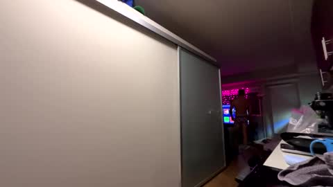 Zuko online show from 02-27-25, 01:17