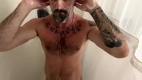 Zuko online show from 09-26-25, 02:15