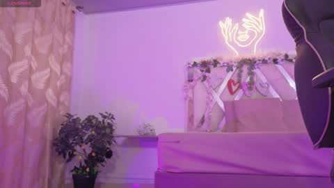 ZURY   online show from 11-10-25, 11:31