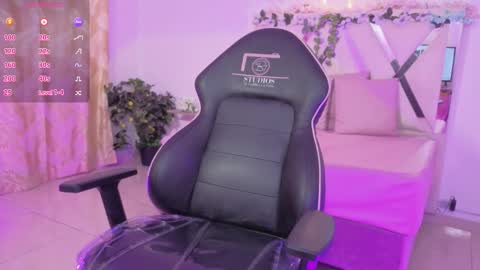 ZURY   online show from 03-24-26, 11:48