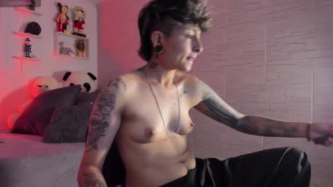 Zury Ramirez online show from 10-16-25, 07:26