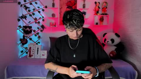 Zury Ramirez online show from 11-06-25, 10:32