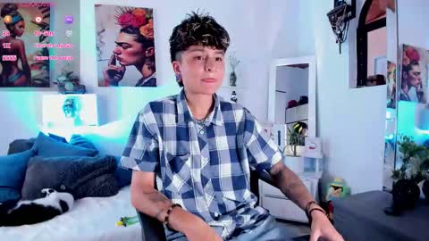 Zury Ramirez online show from 12-14-25, 08:13