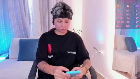 Zury Ramirez online show from 03-23-26, 10:03