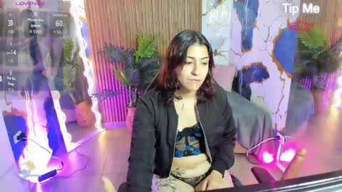 Snapshot of zyra_tay chatting on 06-09-26, 11:33 zyra_tay online show from 06-09-26, 11:33