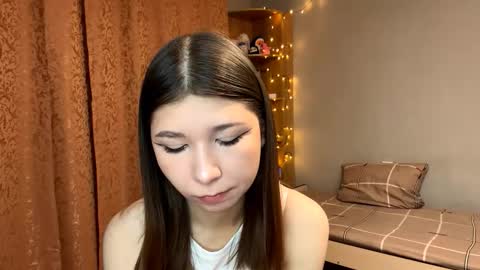 Snapshot of zyraelle chatting on 02-23-26, 05:43 Lilith online show from 02-23-26, 05:43