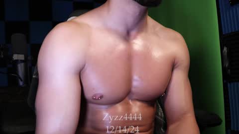 Snapshot of zyzz4444 chatting on 12-15-24, 04:40 Greek God online show from 12-15-24, 04:40