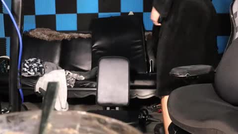 Snapshot of zyzz4444 chatting on 12-22-24, 09:53 Greek God online show from 12-22-24, 09:53