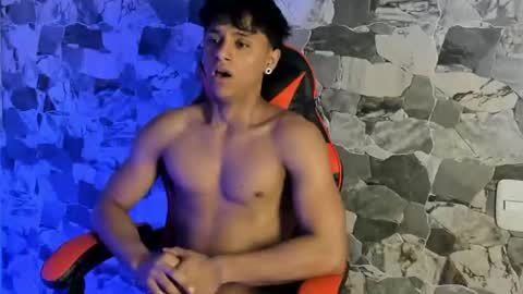 Snapshot of zyzz_1812 chatting on 07-16-26, 04:29 zyzz_1812 online show from 07-16-26, 04:29