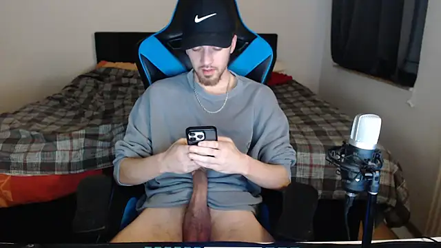 Snapshot of AlbanerYaro45 chatting on 02-22-25, 10:52 AlbanerYaro45 online show from 02-22-25, 10:52