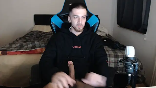 Snapshot of AlbanerYaro45 chatting on 03-09-25, 07:26 AlbanerYaro45 online show from 03-09-25, 07:26