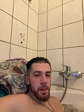 Snapshot of AlbanerYaro45 chatting on 03-11-25, 07:14 AlbanerYaro45 online show from 03-11-25, 07:14