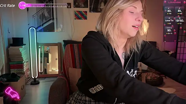 Snapshot of Mannarie_Madsinn chatting on 12-30-24, 12:43 Mannarie Madsinn online show from 12-30-24, 12:43