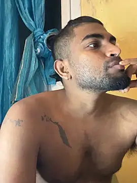 Snapshot of IviedWaster chatting on 12-25-24, 01:10 IviedWaster online show from 12-25-24, 01:10