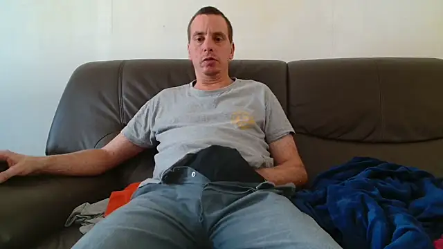 cloupefun online show from 10-06-25, 11:51