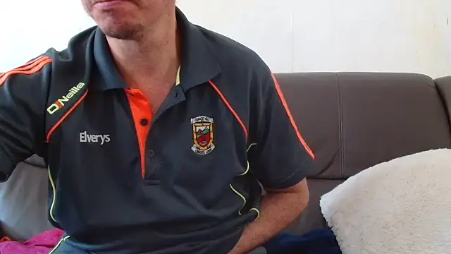 cloupefun online show from 10-10-25, 11:42