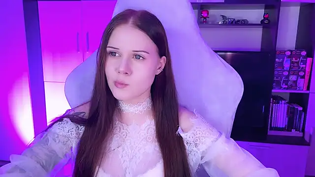 Snapshot of jasminevine chatting on 02-05-25, 12:31 jasminevine online show from 02-05-25, 12:31