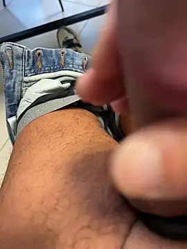 Snapshot of buodiculo chatting on 02-03-26, 07:13 buodiculo online show from 02-03-26, 07:13