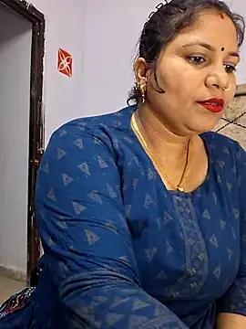 Snapshot of MOM-SUN-COUPLE chatting on 02-23-25, 05:07 MOM-SUN-COUPLE online show from 02-23-25, 05:07